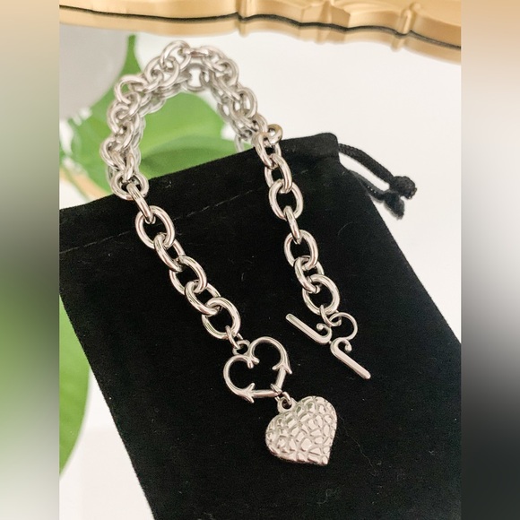 Chunky Stainless Steel Heart Toggle Bracelet - Picture 3 of 5
